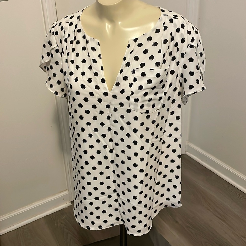 41 Hawthorne Black and White Polka Dot Blouse Stitch Fix Medium